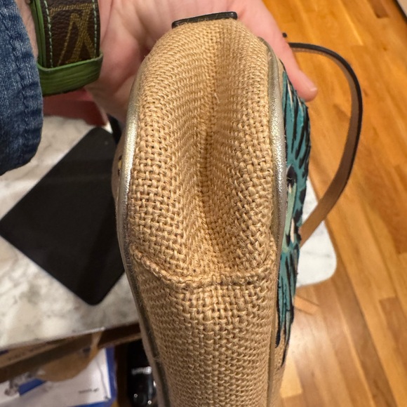 Coach - Limited Edition Y2K Straw Floral Bumble Bee Bag - EUC - 2005 - Picture 9 of 10